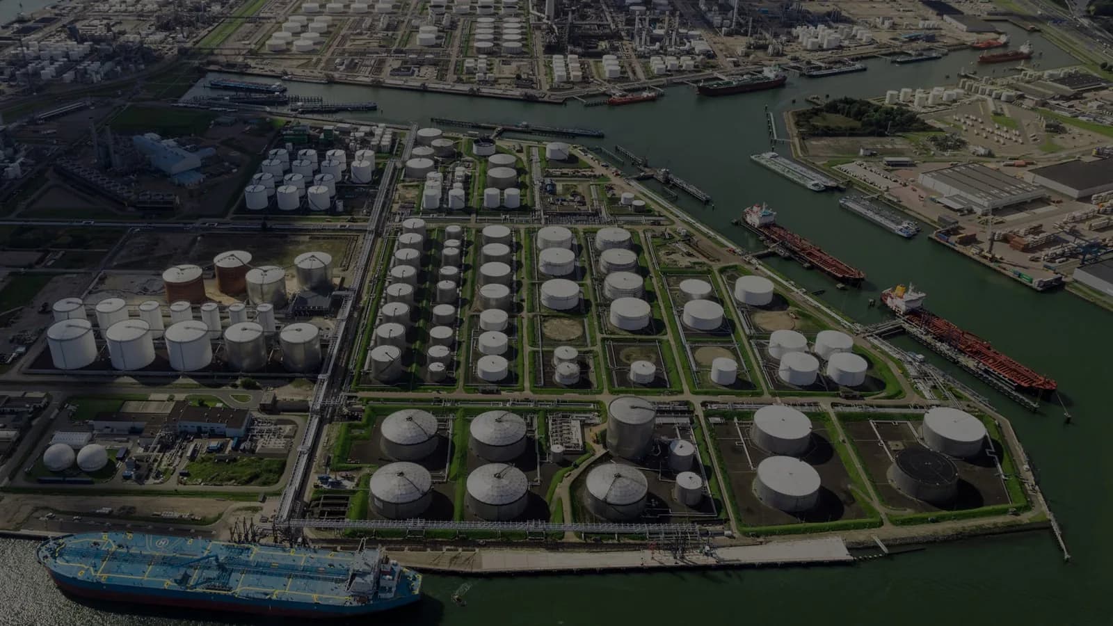 83,000 Miles of Interconnected Pipelines